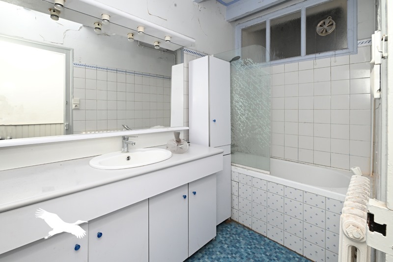 Vente Maison Rouillac - 6 pièces -195 m² - (16170)
