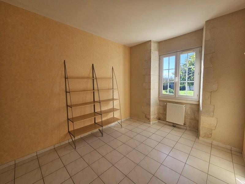 Vente Maison MONTGUYON - 5 pièces -110 m² - (17270)