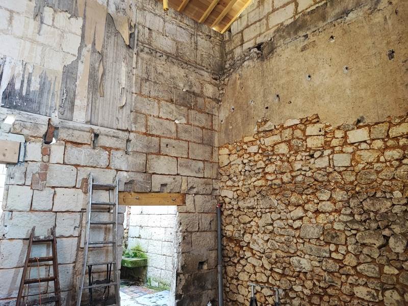 Vente Maison MONTGUYON - 3 pièces -138 m² - (17270)