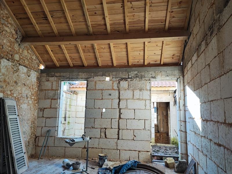 Vente Maison MONTGUYON - 3 pièces -138 m² - (17270)
