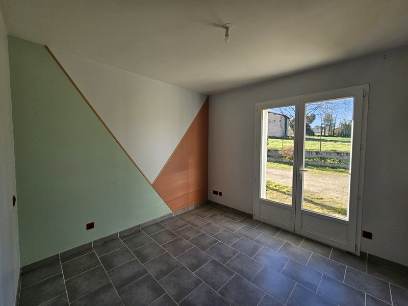 Vente Maison LE FOUILLOUX - 4 pièces -121 m² - (17270)