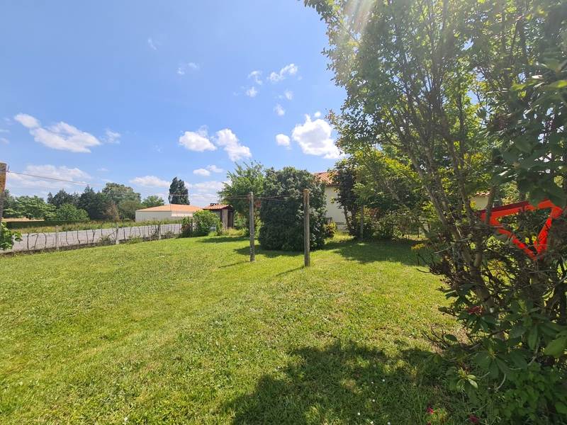Vente Maison ST MARTIN D ARY - 5 pièces -78 m² - (17270)