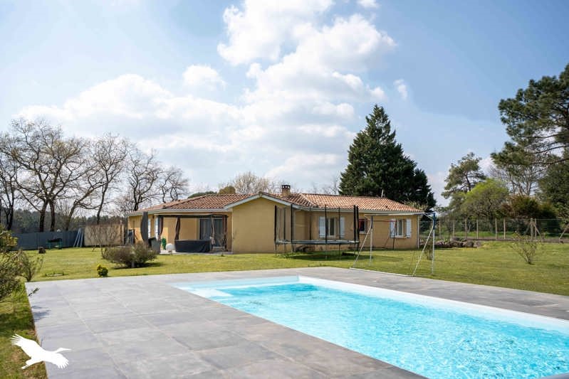 Vente Maison LE FOUILLOUX - 6 pièces -140 m² - (17270)