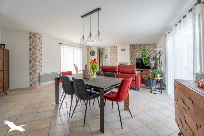 Vente Maison LE FOUILLOUX - 6 pièces -140 m² - (17270)