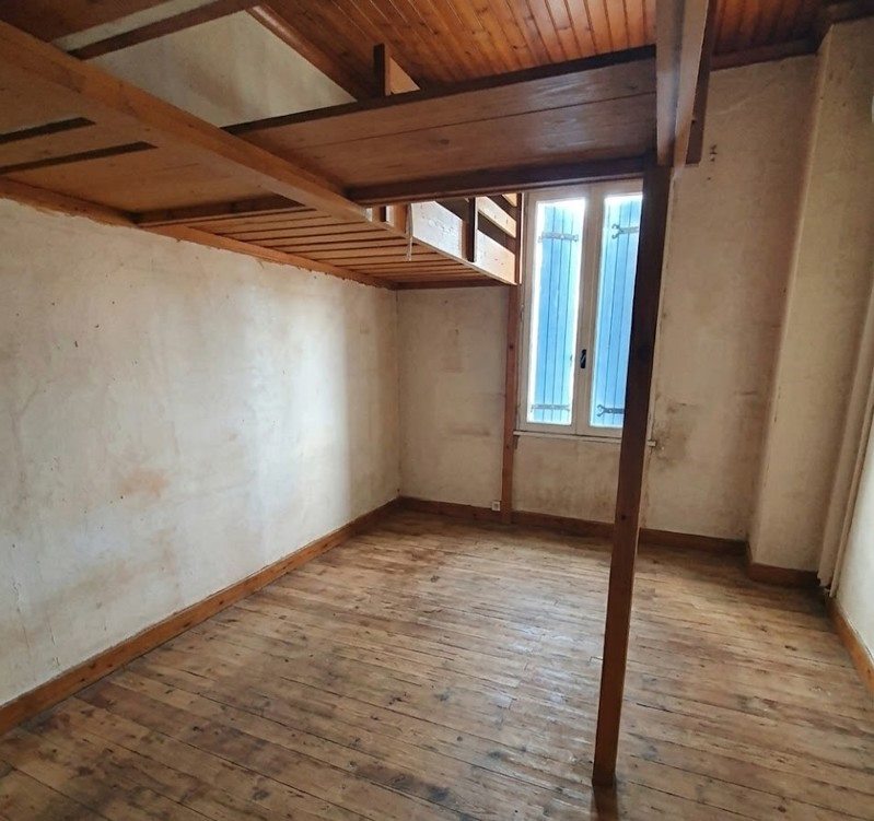 Vente Maison MONTGUYON - 3 pièces -96 m² - (17270)