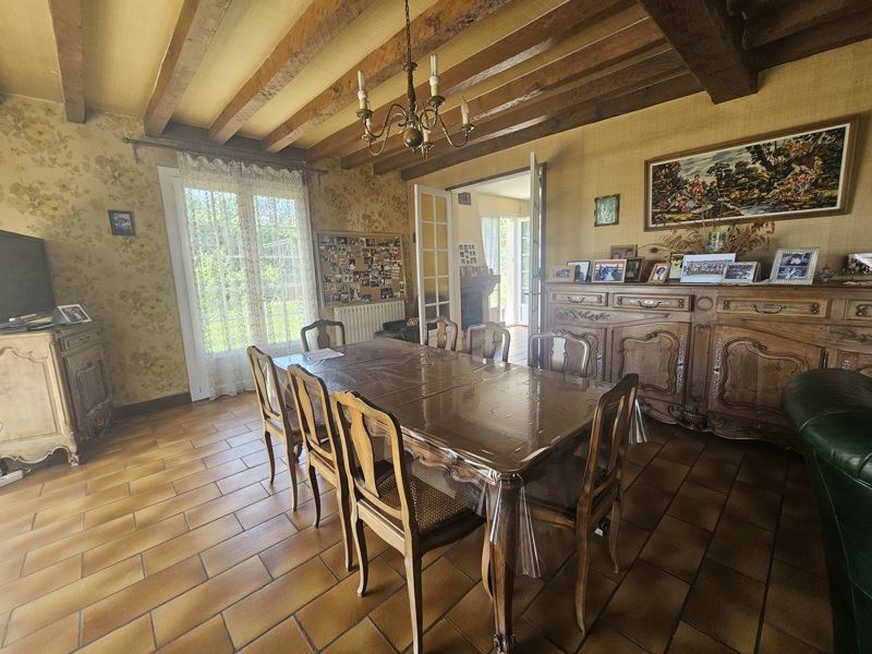 Vente Maison CHEVANCEAUX - 6 pièces -119 m² - (17210)