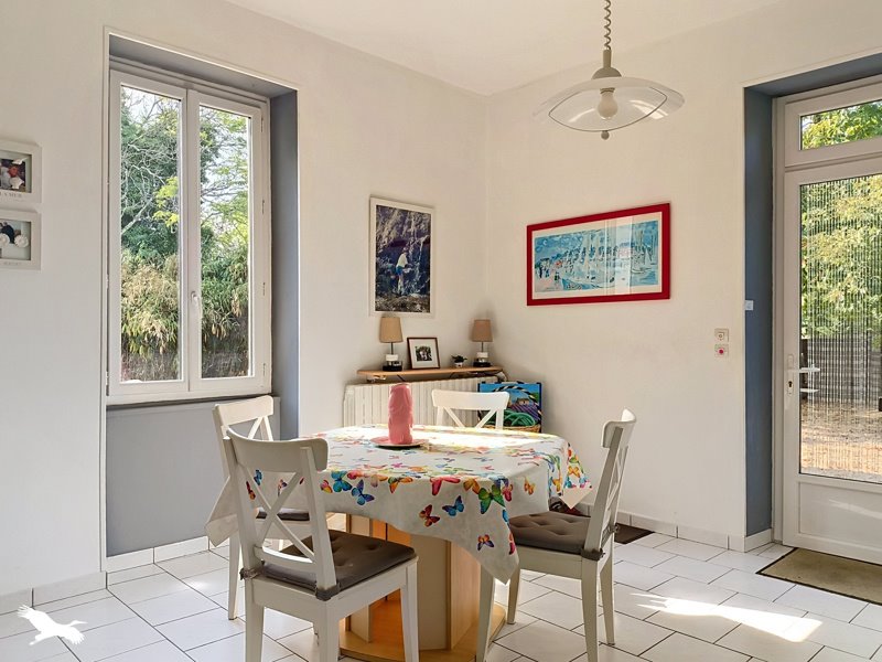 Vente Maison CHEVANCEAUX - 3 pièces -116 m² - (17210)