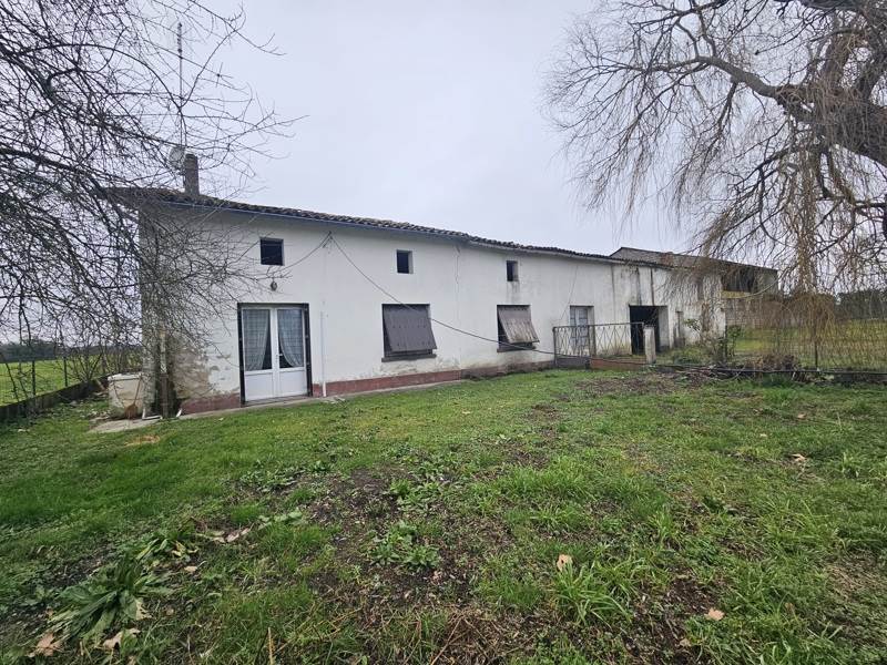 Vente Maison NEUVICQ - 4 pièces -125 m² - (17270)