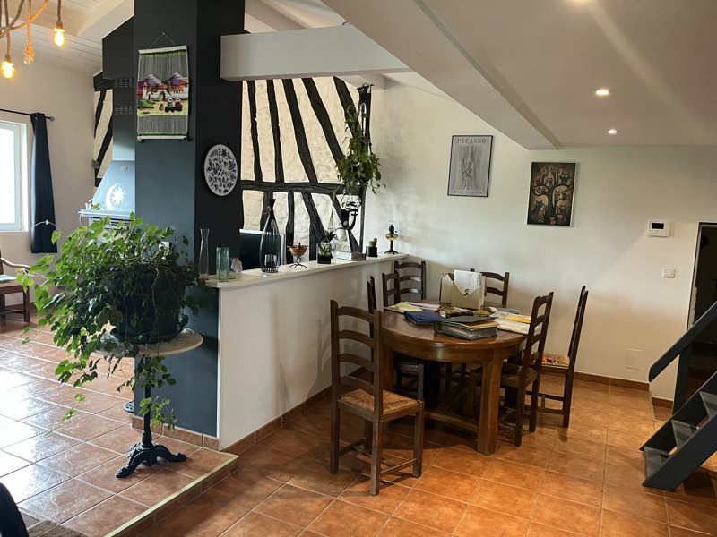 Vente Maison COURS LES BAINS - 5 pièces -168 m² - (33690)