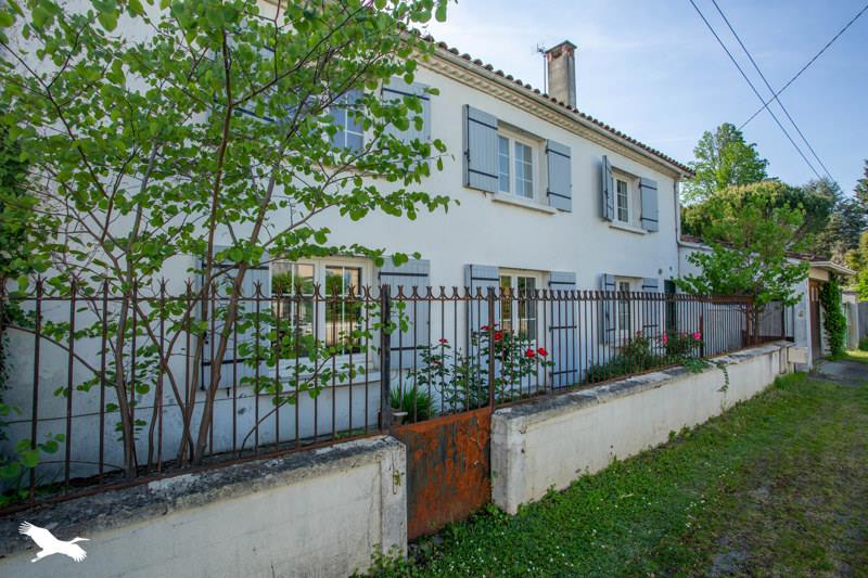 Vente Maison VILLANDRAUT - 5 pièces -146 m² - (33730)