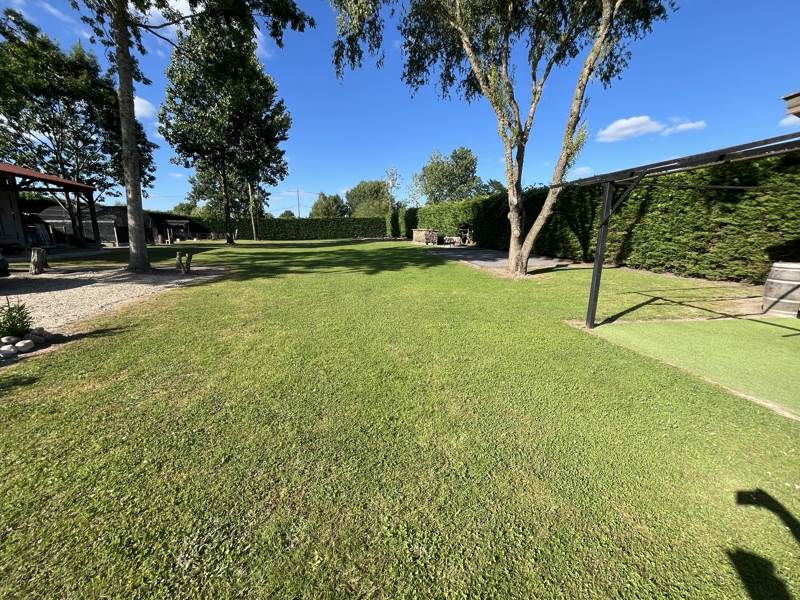 Vente Maison COURS LES BAINS - 6 pièces -142 m² - (33690)