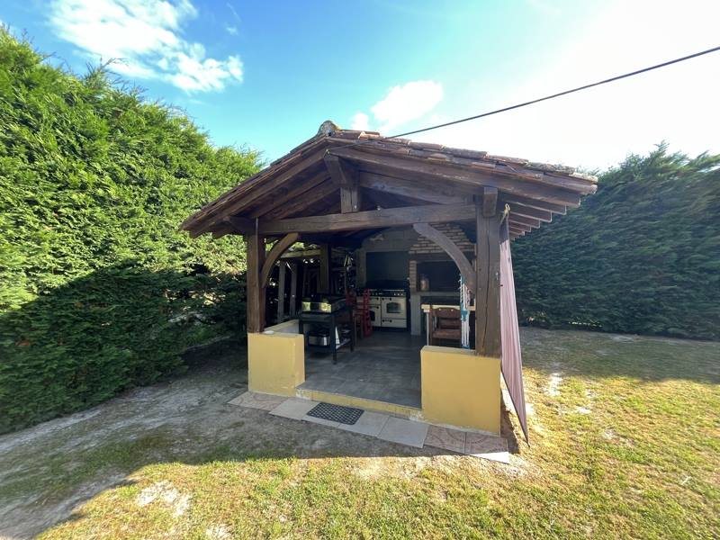 Vente Maison COURS LES BAINS - 6 pièces -142 m² - (33690)