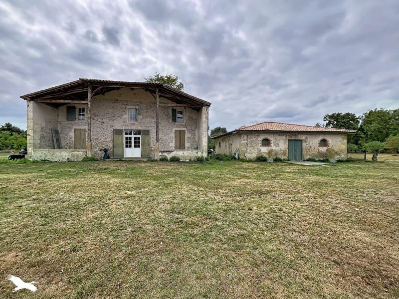 Maison 9 pièces 258 m² · à Cazalis · 258 m² · 254 880 €