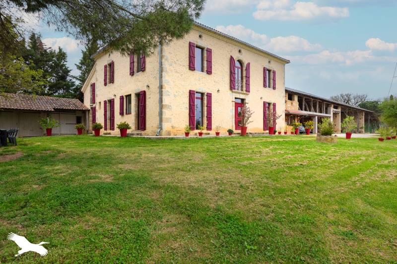 Vente Maison SEMEZIES CACHAN - 10 pièces -440 m² - (32450)