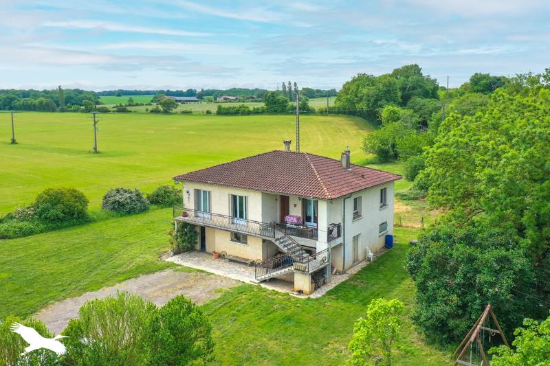 Vente Maison AUBIET - 4 pièces -104 m² - (32270)