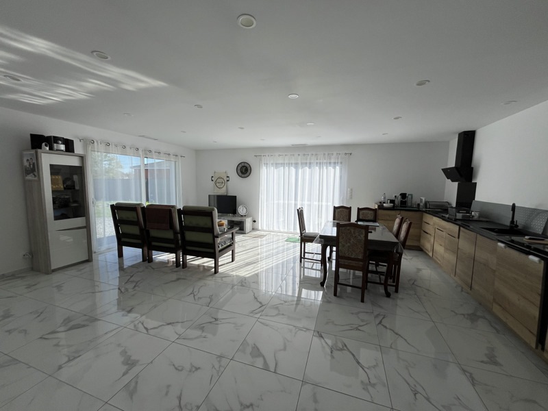 Vente Maison CASTELSARRASIN - 5 pièces -120 m² - (82100)