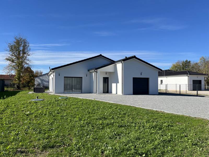 Vente Maison CASTELSARRASIN - 5 pièces -120 m² - (82100)