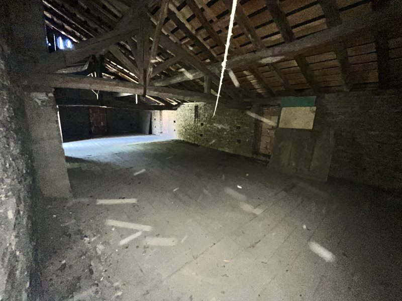 Vente Maison CASTELSARRASIN - 8 pièces -213 m² - (82100)