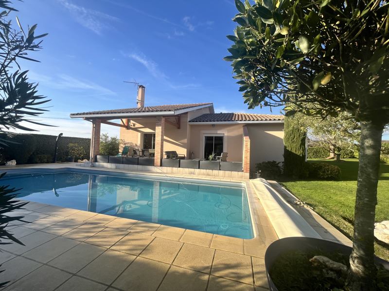 Vente Maison CASTELSARRASIN - 4 pièces -142 m² - (82100)