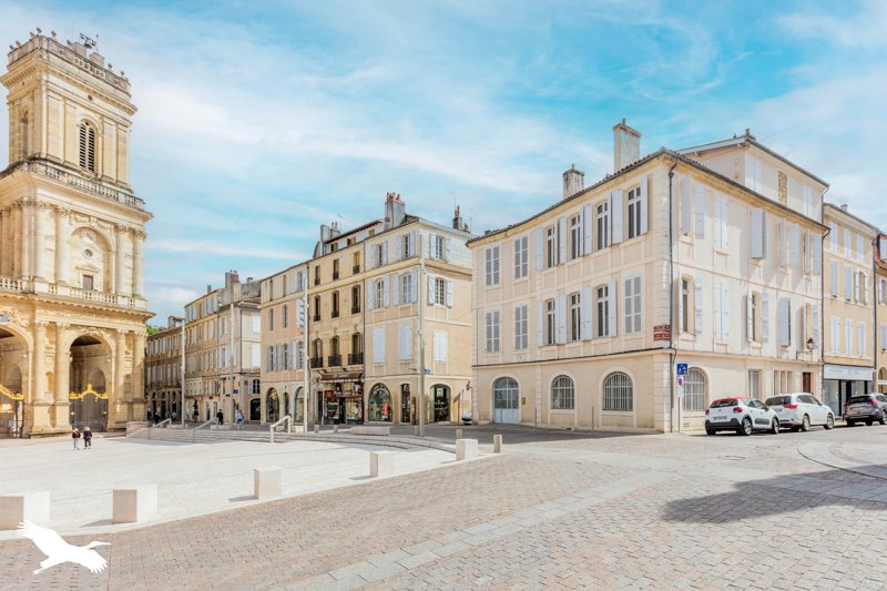 Vente Maison AUCH - 11 pièces -346 m² - (32000)