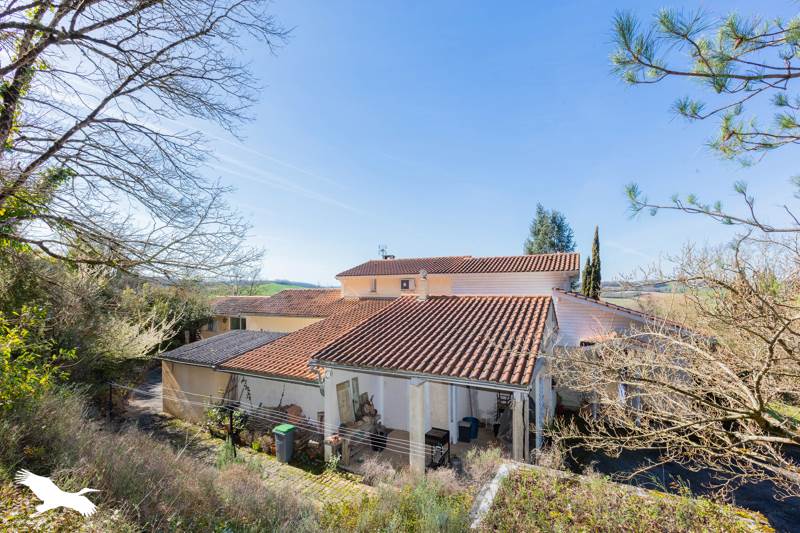 Vente Maison MONTEGUT 32550 9 pièces - 243 m²