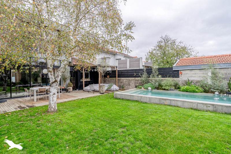 Vente Maison BEGLES - 6 pièces -158 m² - (33130)