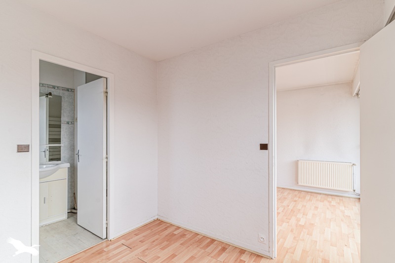 Vente Appartement BORDEAUX - 2 pièces -32 m² - (33000)