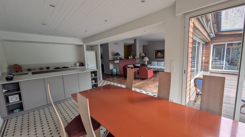 Vente Maison BORDEAUX - 7 pièces -242 m² - (33000)