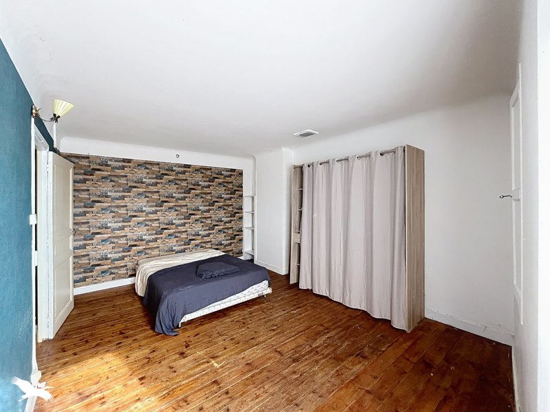 Vente Maison Beaumont-de-Lomagne - 8 pièces -230 m² - (82500)