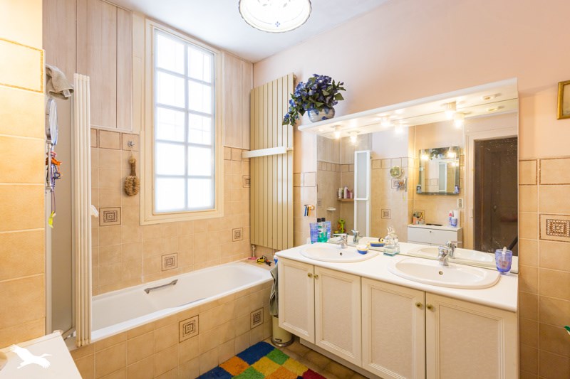 Vente Maison CAZERES - 9 pièces -306 m² - (31220)