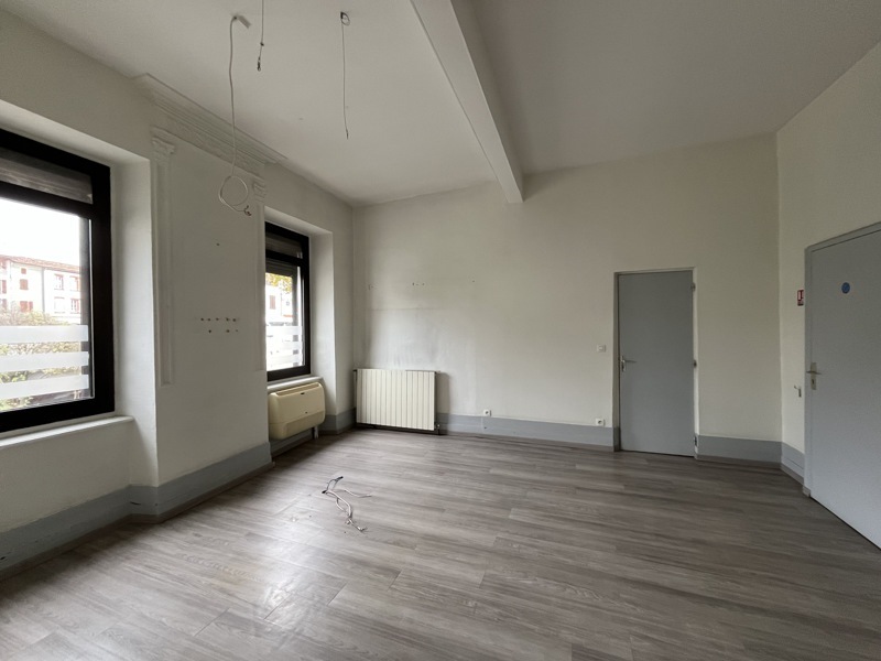 Vente Immeuble CAZERES - -  450 m² - (31220)