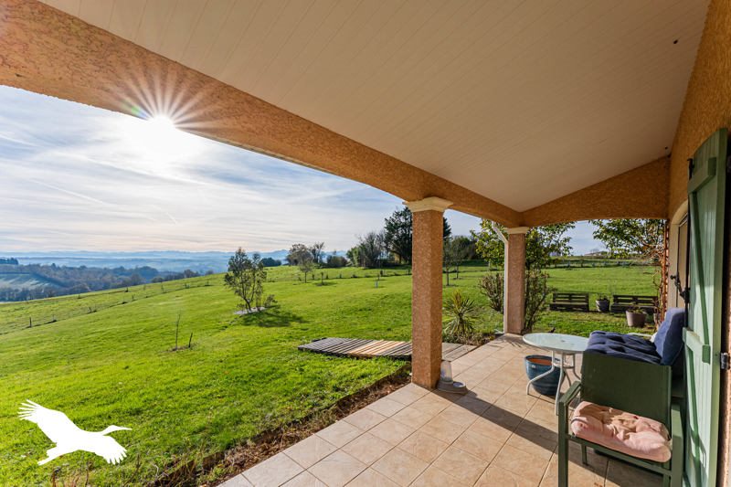 Vente Maison LUSSAN ADEILHAC - 6 pièces -153 m² - (31430)