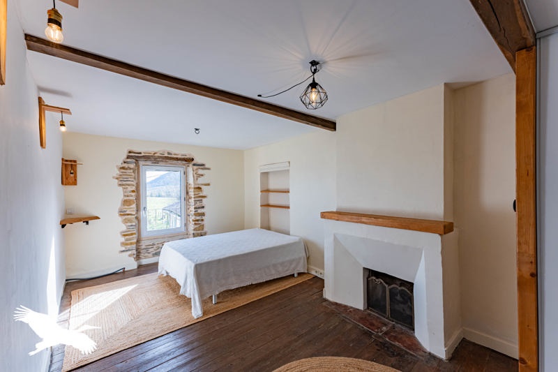 Vente Maison MONTCLAR DE COMMINGES - 8 pièces -234 m² - (31220)