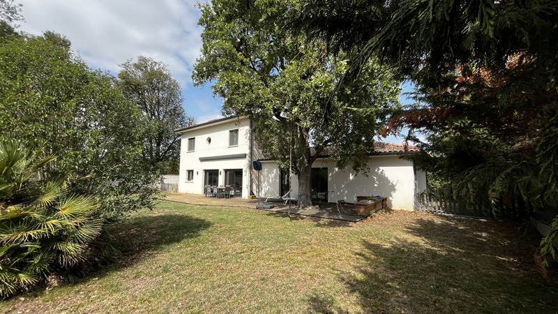 Maison 5 pièces 131 m² · à Cazères · 131 m² · 317 000 €