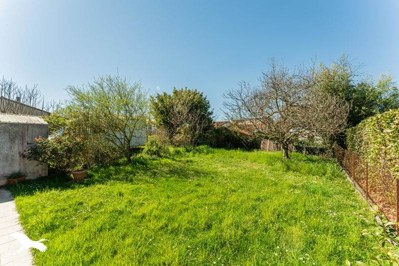 Vente Maison MONTESQUIEU VOLVESTRE - 7 pièces -164 m² - (31310)