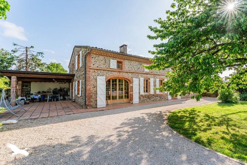 Vente Maison CARBONNE - 6 pièces -260 m² - (31390)