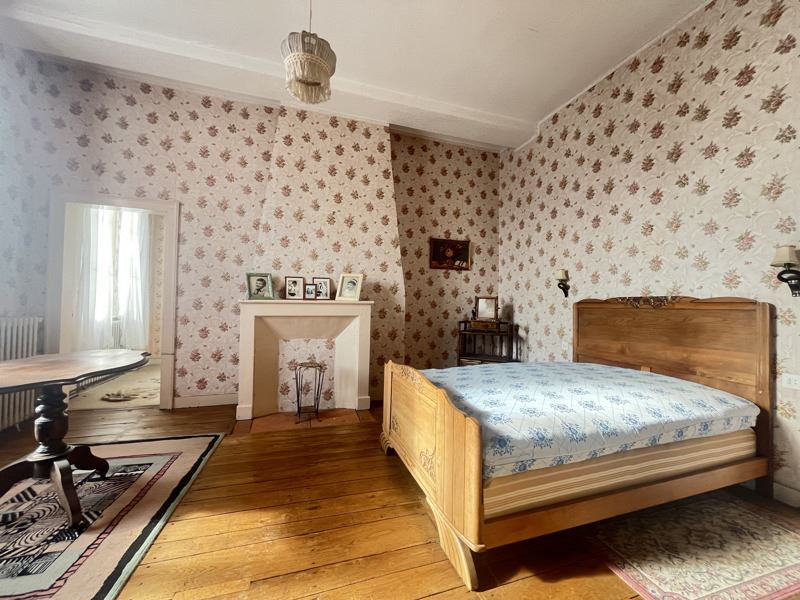 Vente Maison ST VICTURNIEN - 7 pièces -145 m² - (87420)