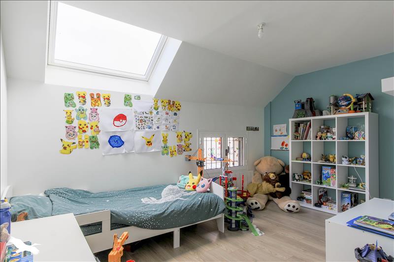 Vente Maison AUTOUILLET - 6 pièces -111 m² - (78770)