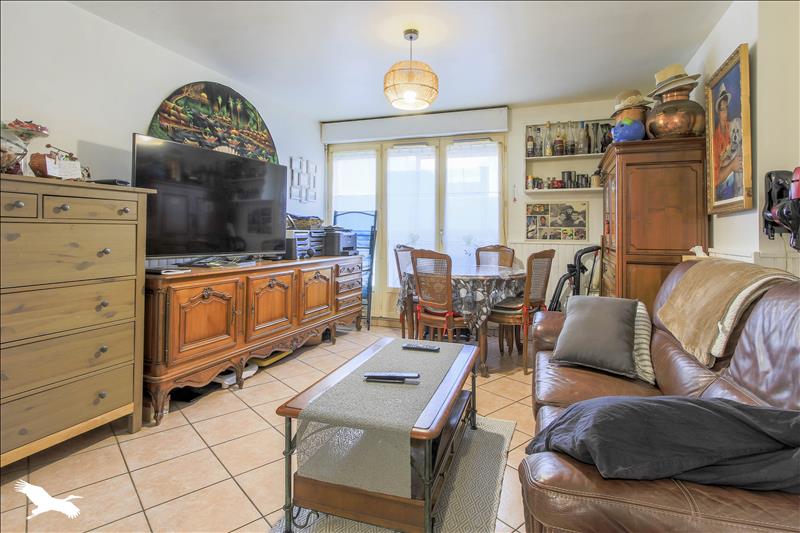 Vente Appartement BEYNES - 3 pièces -53 m² - (78650)