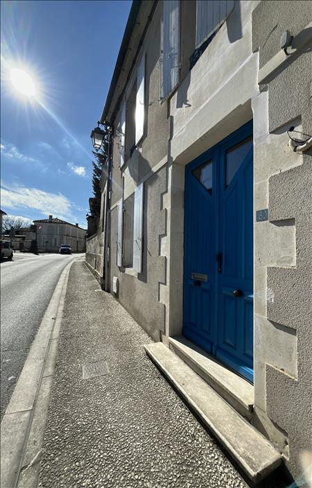 Vente Maison PERIGNAC - 6 pièces -160 m² - (17800)