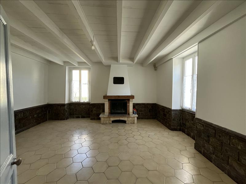 Vente Maison PERIGNAC - 6 pièces -160 m² - (17800)