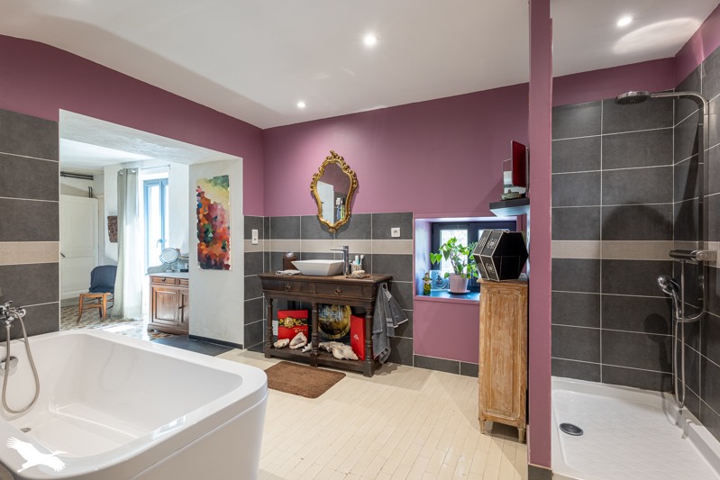 Vente Maison ST PALAIS DE PHIOLIN - 6 pièces -154 m² - (17800)