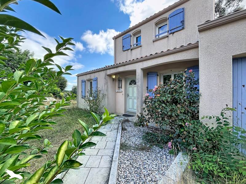Maison 5 pièces 94 m² · à Rioux · 94 m² · 200 000 €
