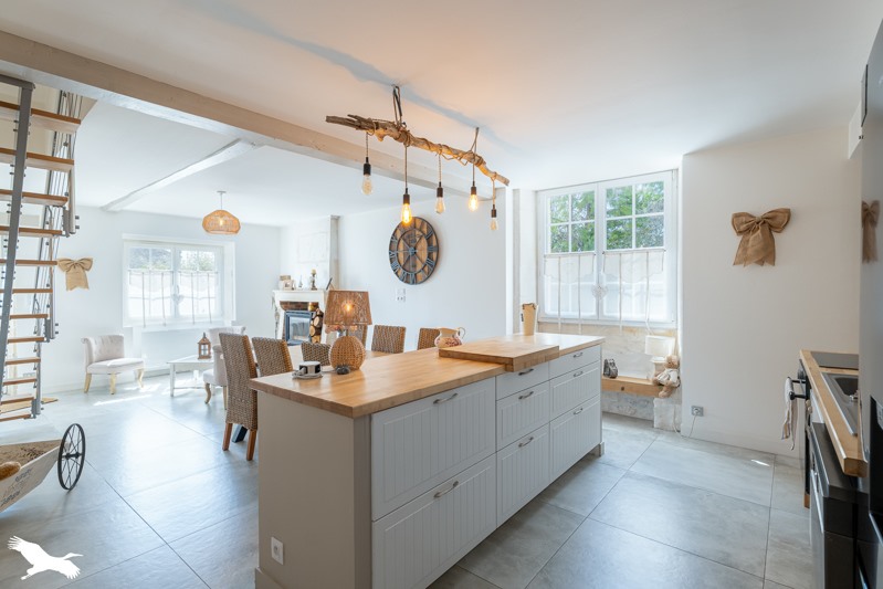 Maison 7 pièces 158 m² · à Montils · 158 m² · 265 000 €