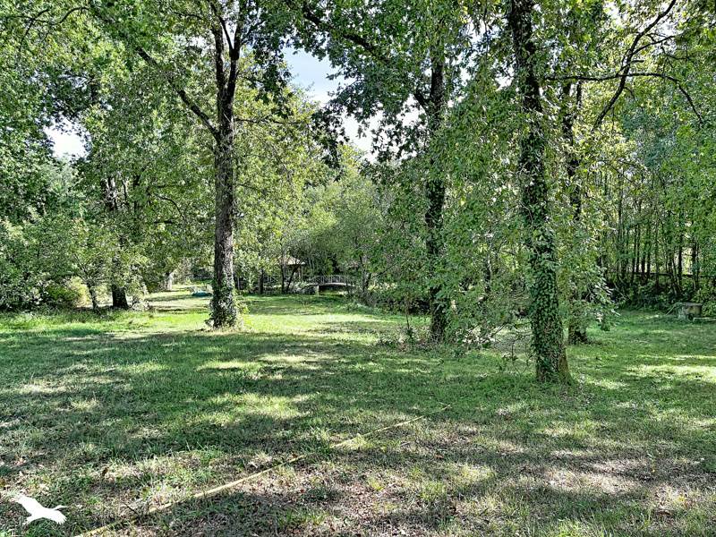 Vente Maison CRAVANS - 6 pièces -204 m² - (17260)