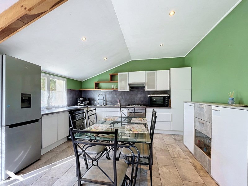 Maison 6 pièces 155 m² · à Givrezac · 155 m² · 159 900 €