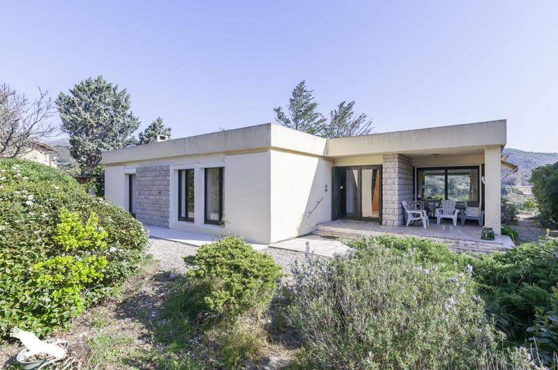 Vente Maison MONTPEYROUX - 5 pièces -133 m² - (34150)