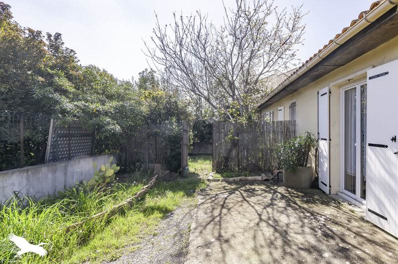 Vente Maison MONTPEYROUX - 4 pièces -86 m² - (34150)