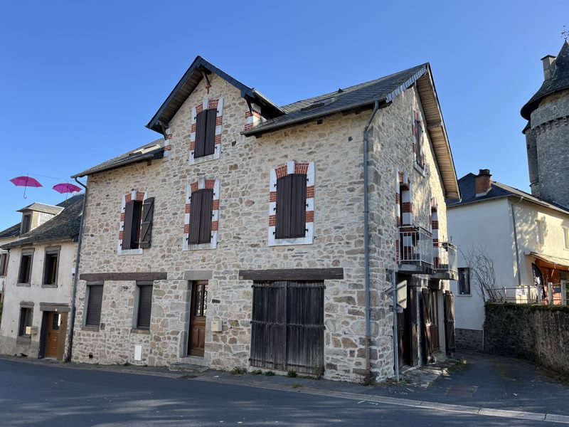 Vente Maison STE FORTUNADE - 6 pièces -180 m² - (19490)