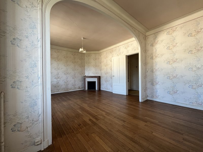 Vente Maison TULLE - 11 pièces -177 m² - (19000)